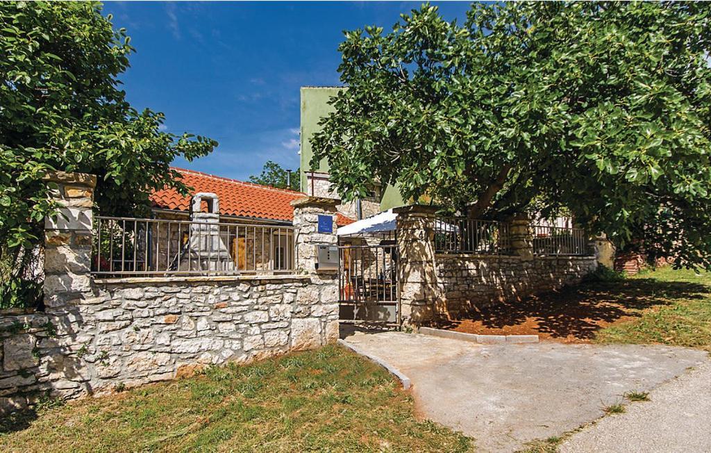 Apartamento Holiday House Carpe Diem Pula Exterior foto