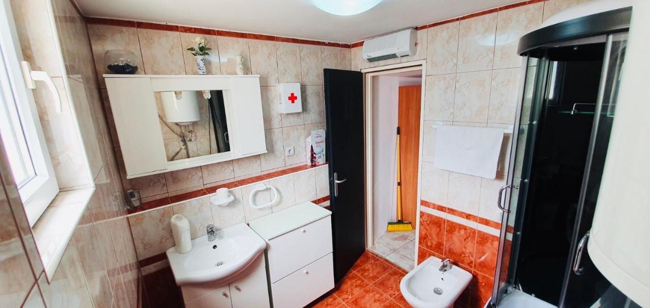 Apartamento Holiday House Carpe Diem Pula Exterior foto